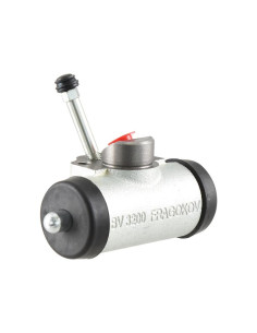 Bombín De Freno. (Dcho.)